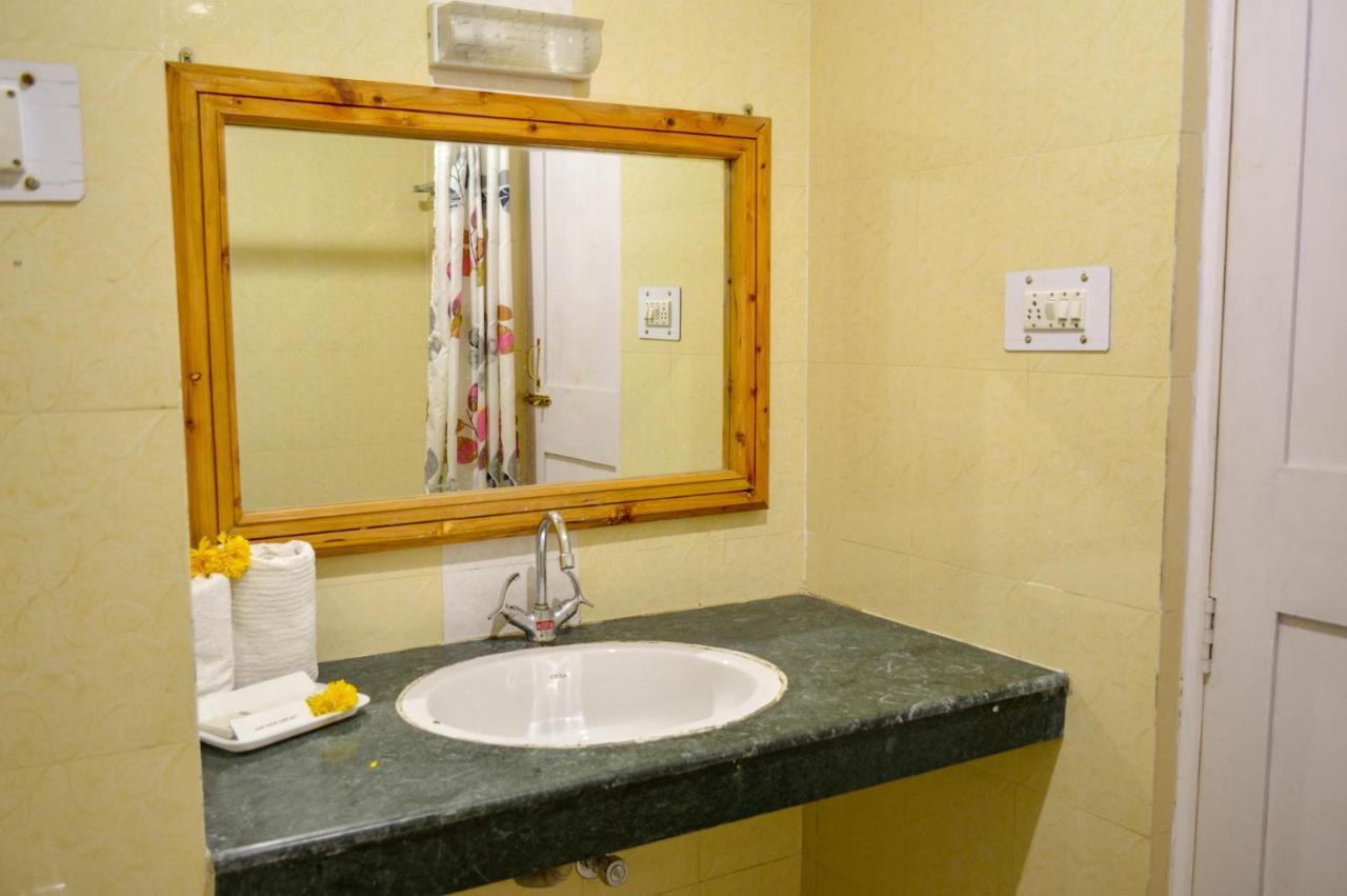 Tourist Nest Old Manali Hotel Luaran gambar